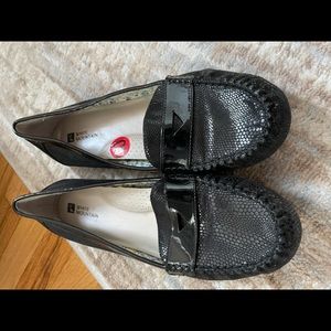 Black comfy loafers